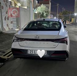 هیوندای ئەلەنترا